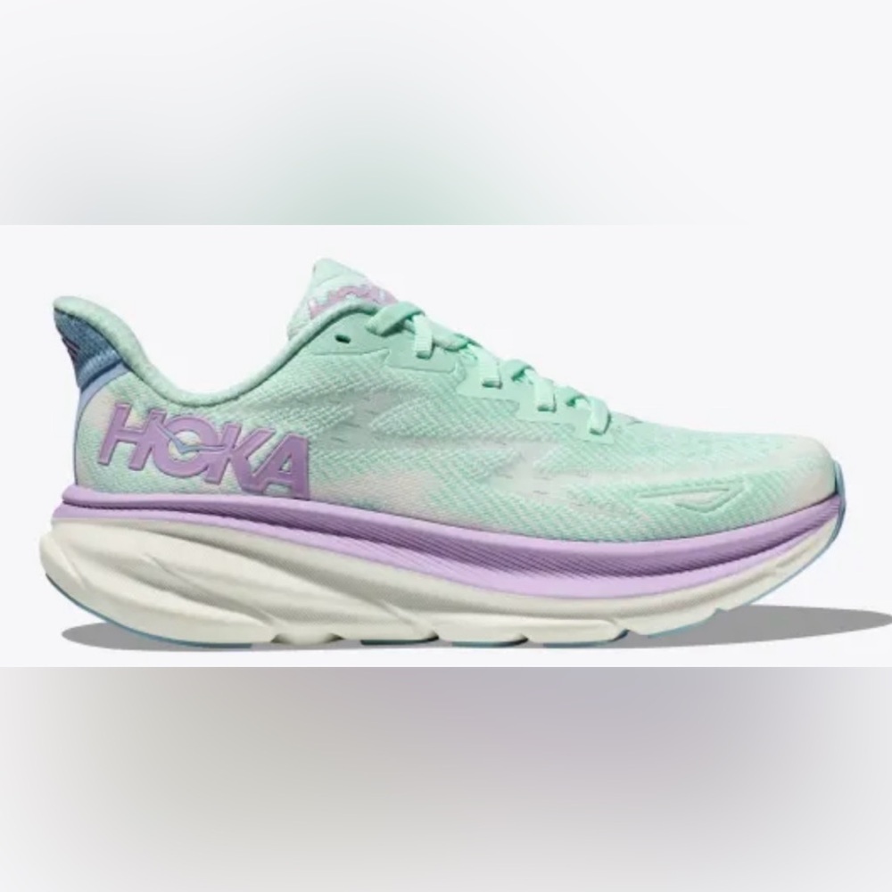 Hoka Clifton 9 Women’s Running Shoe. Size 9.5. Sunlit Ocean / Lilac Mist color.